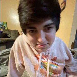 Meet your Posher, Max